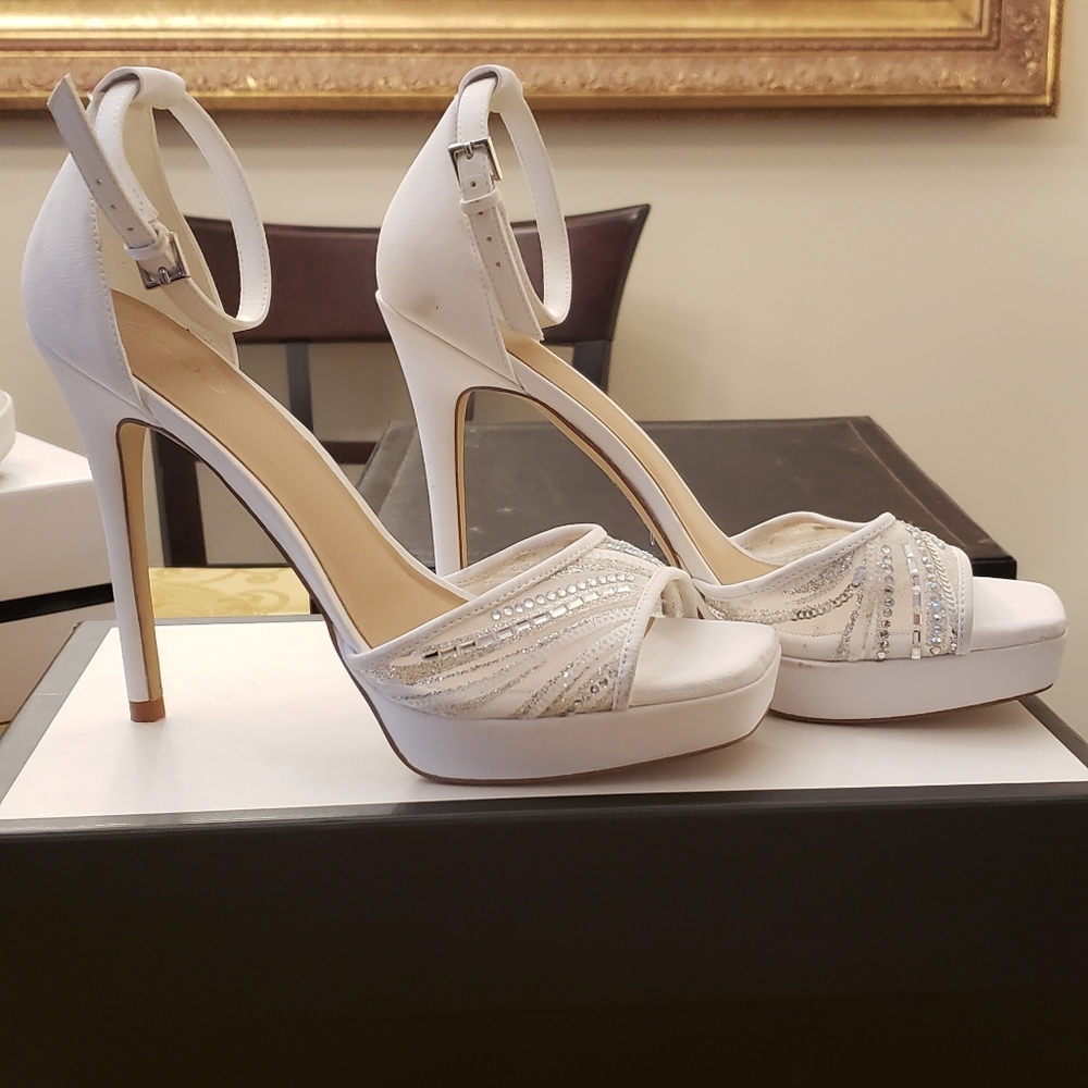 ALDO white bling stiletto heels, size 8, heels approx 4 inches vg pre-owned cond